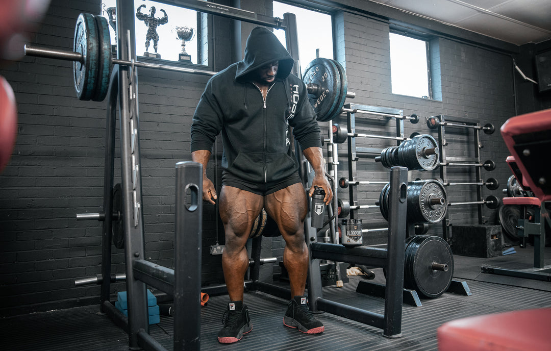 IFBB Pro bodybuilder Samson Dauda training legs