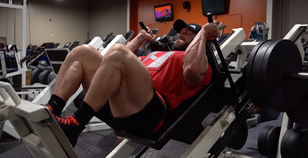 IFBB pro bodybuilder Nathan Epler training legs in gym