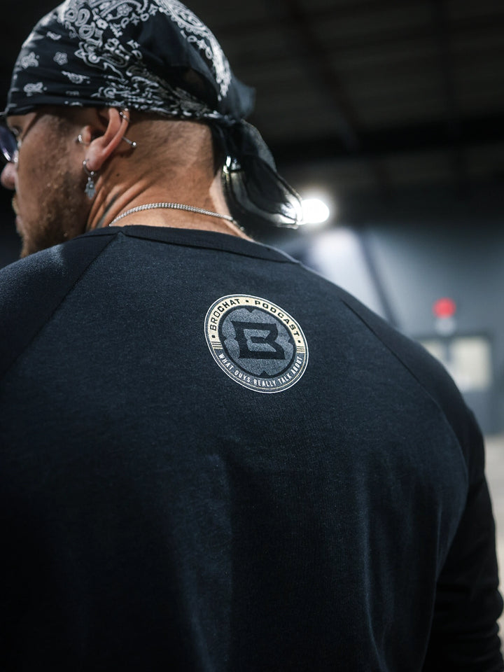 Bro Chat Raglan T-Shirt Model Ben Chow#color_black-black-heather