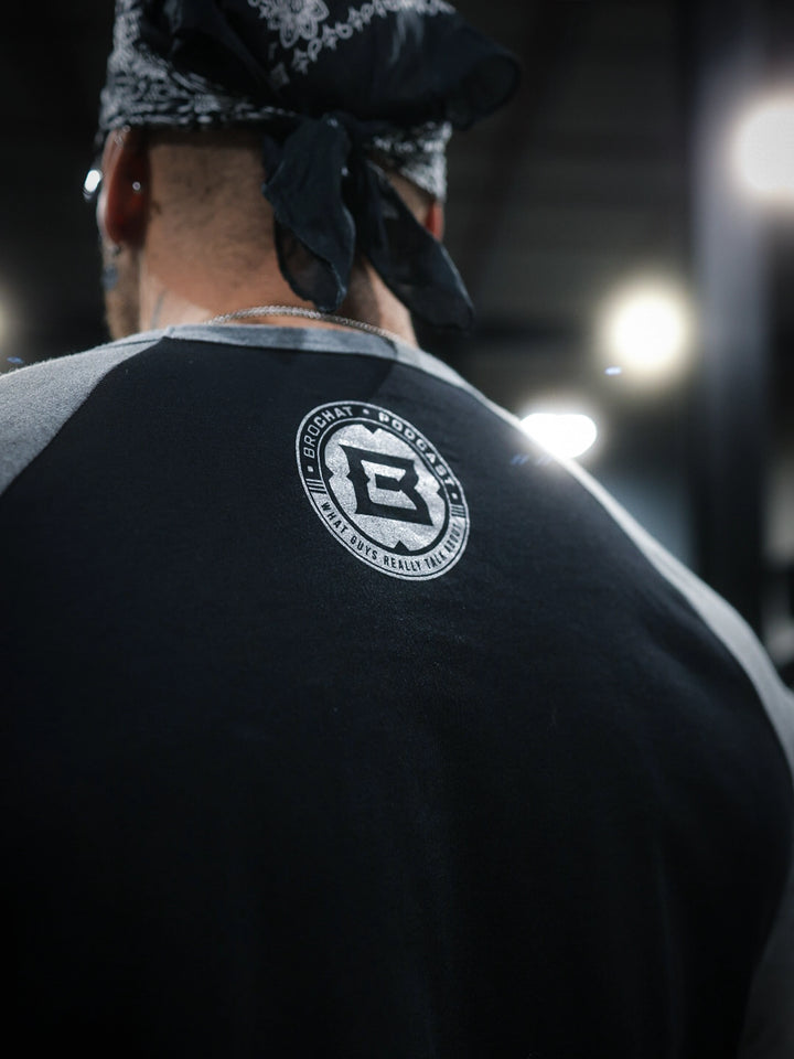 Bro Chat Raglan T-Shirt Model Ben Chow#color_black-deep-heather