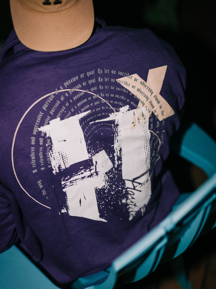 Bodybuilder wearing the Halo Quarter Zip Sweatshirt#color_purple