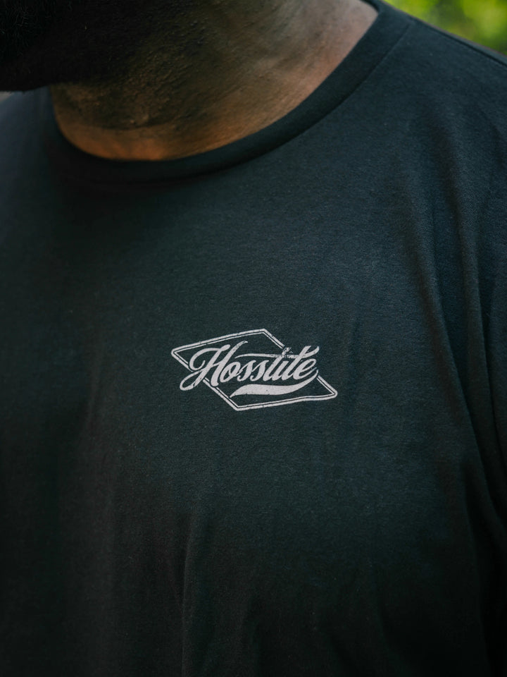 Bodybuilder wearing the Retro Select Workout T-shirt#color_black