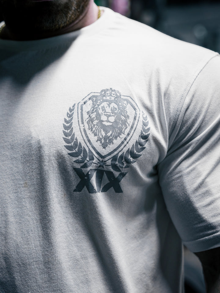 Bodybuilder Martin Fitzwater wearing the Samson Dauda Olympia Edition Vintage T-Shirts#color_off-white