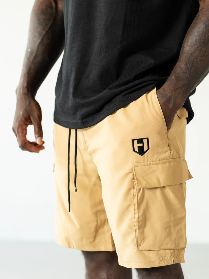 Bodybuilder Wearing Shield Gym Cargo Shorts - Multicolor#color_harvest-multicolor