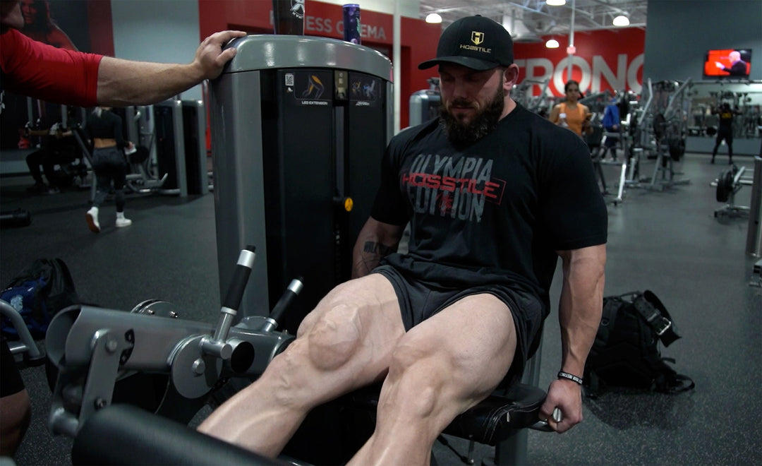 Bodybuilder Nathan Epler Training Legs
