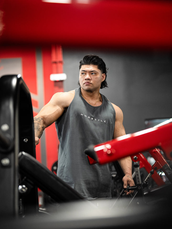 Foundation Men's Workout Tank Top - Gunship Grey - Model Bodybuilder#color_gunship-grey