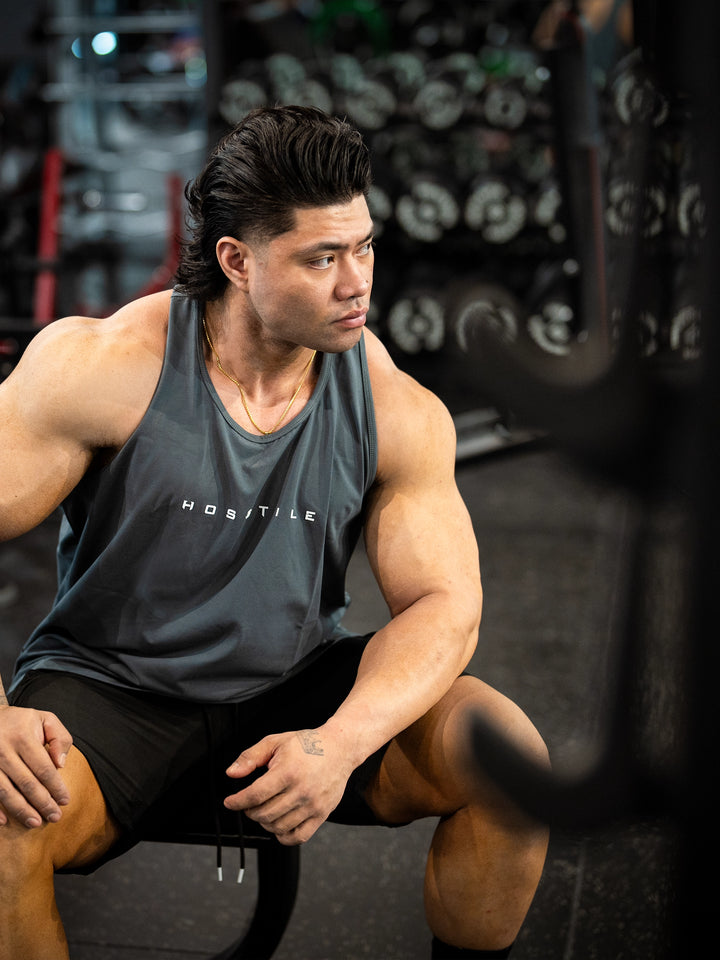 Foundation Men's Workout Tank Top - Gunship Grey - Model Bodybuilder#color_gunship-grey