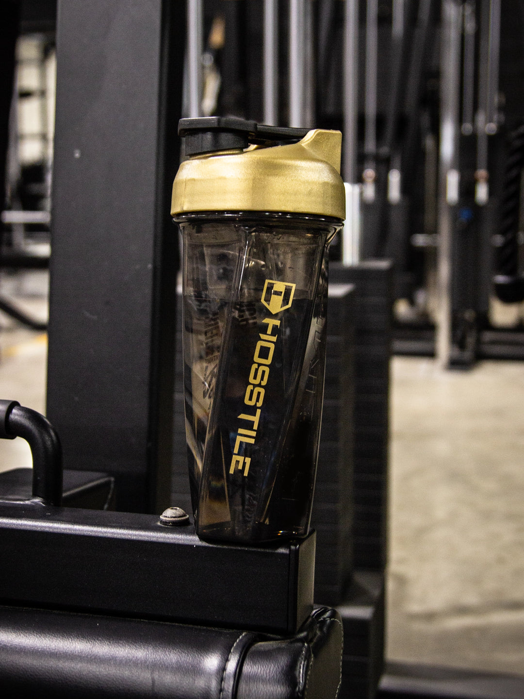 Hosstile Helimix shaker cup in the gym