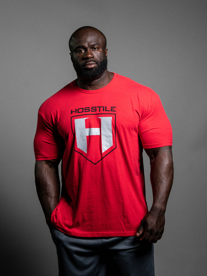 Hosstile Shield T-Shirt Red - Model Bodybuilder Samson Dauda#color_red